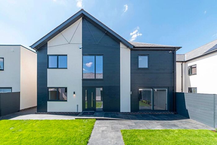 4 Bedroom Detached House For Sale In Mill Gate, Newark, Nottinghamshire, NG24