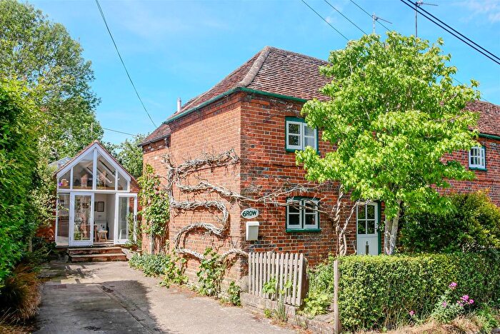 3 Bedroom End Terrace House For Sale In The Row, Brightwell Baldwin, OX49
