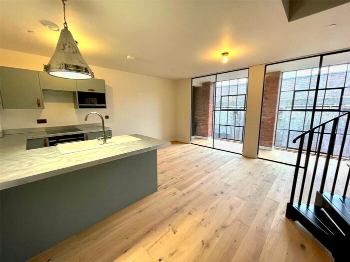 1 Bedroom Apartment To Rent In Derwent House, Mary Ann Street, Birmingham, B3