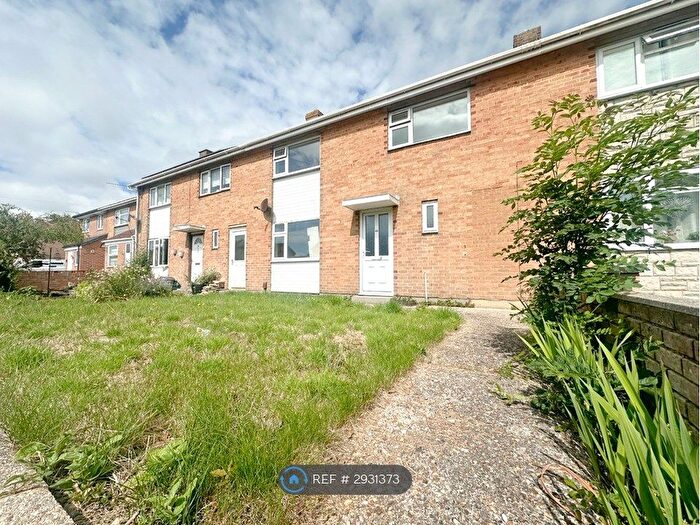 3 Bedroom Terraced House To Rent In Ibbertson Road, Bournemouth, BH8