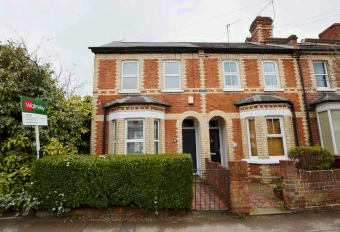 3 Bedroom End Of Terrace House To Rent In Hemdean Road, Caversham, Reading RG4