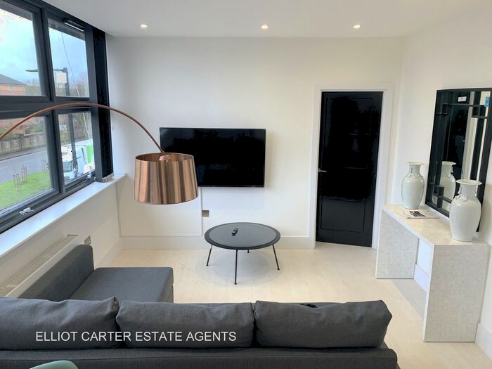 1 Bedroom Flat To Rent In Uxbridge Road, London, UB1