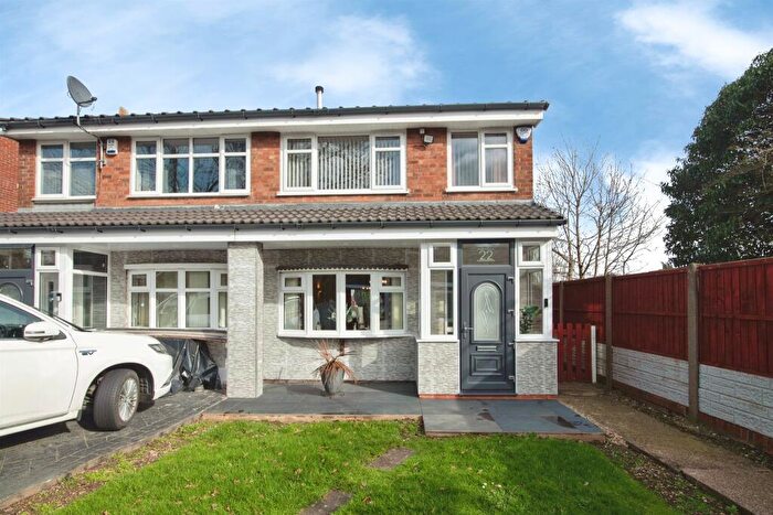 3 Bedroom Semi Detached House For Sale In Millersdale Drive, West Bromwich, B71