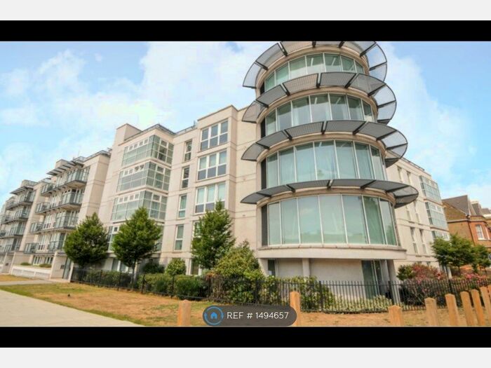 1 Bedroom Flat To Rent In Phoenix Way, London, SW18