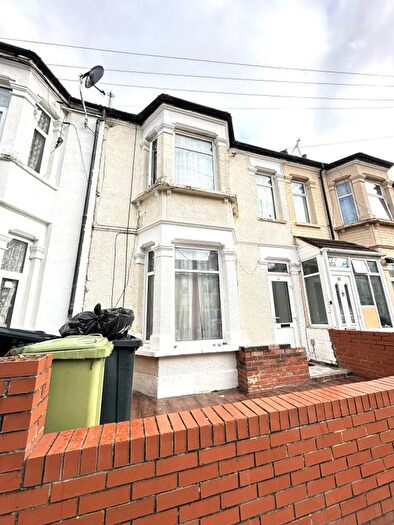 4 Bedroom Terraced House For Sale In Southall, London, UB1