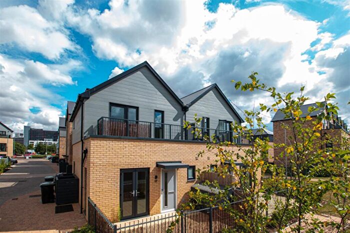 2 Bedroom House To Rent In One Month Rent Free On Month - Charles English Close, Ipswich, IP1