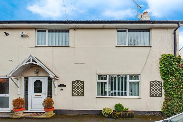 3 Bedroom Semi-Detached House For Sale In Mill Lane, Frodsham, WA6