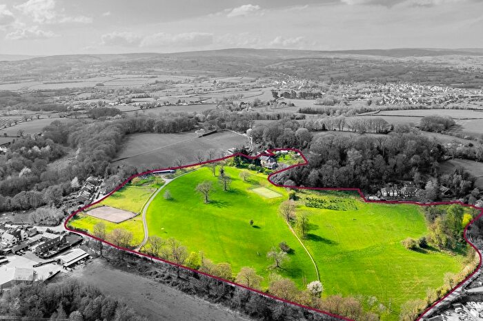 8 Bedroom Equestrian Property For Sale In Pen Y Gardden, Ruabon, Wrexham, Clwyd, LL14