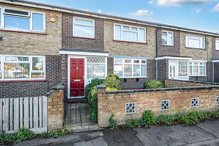 3 Bedroom Terraced House For Sale In Moorings Way, Southsea, PO4