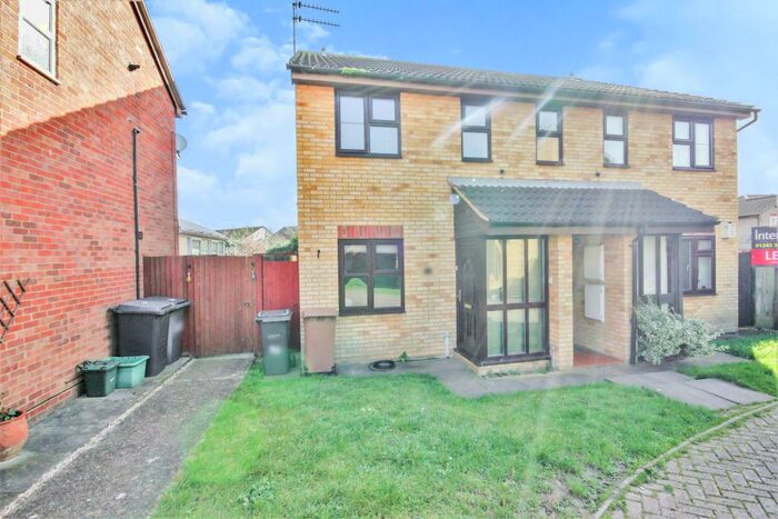 1 Bedroom Maisonette To Rent In Burgess Field, Chelmer Village, CM2