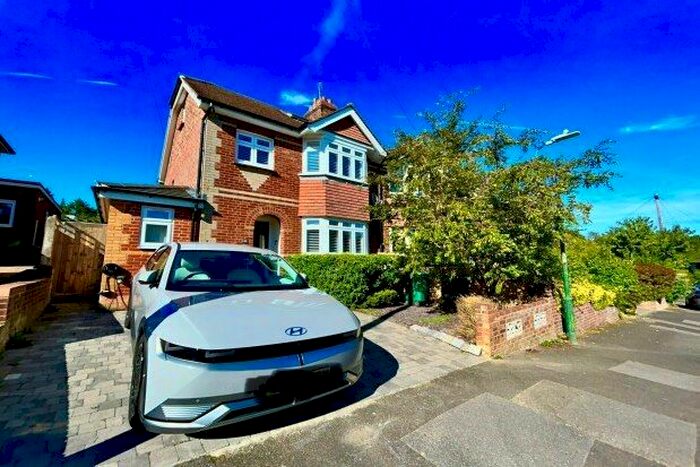 4 Bedroom Semi-Detached House To Rent In Heskett Park, Tunbridge Wells, TN2