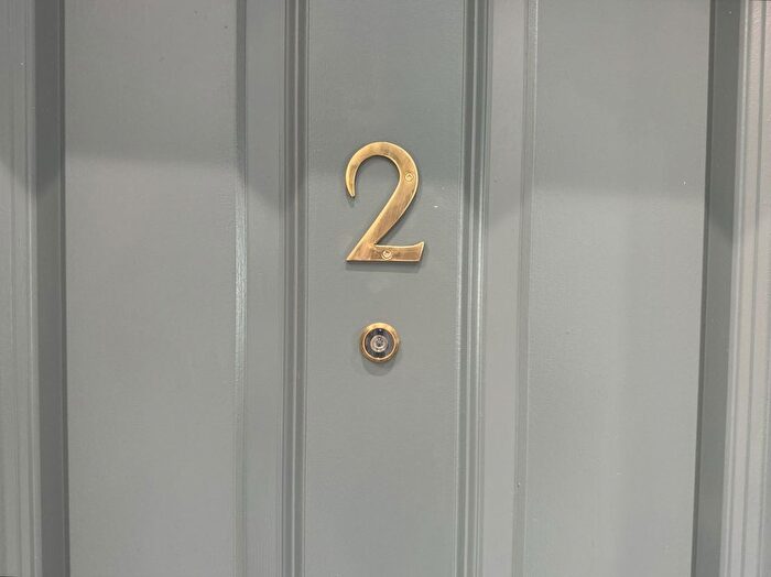 1 Bedroom Flat To Rent In Somerset Terrace, Scarborough, North Yorkshire, YO11