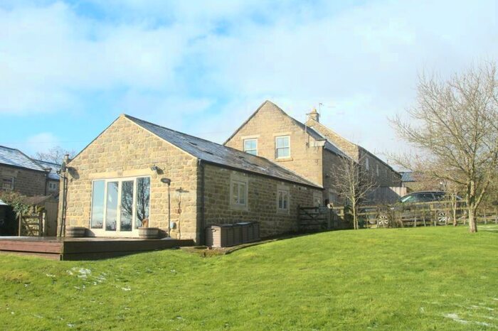 3 Bedroom Terraced House To Rent In Harewell Byre, Dacre, HG3