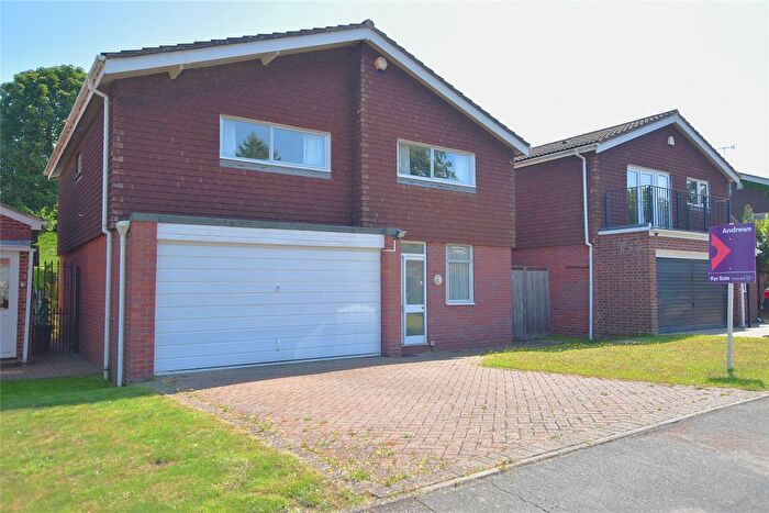 4 Bedroom Detached House For Sale In Chesterfield Drive, Sevenoaks, Kent, TN13