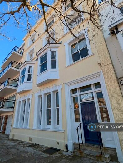 2 Bedroom Flat To Rent In Aquitaine House, Portsmouth, PO1