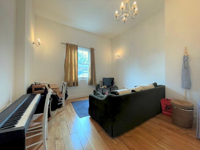1 Bedroom Apartment To Rent In Stroudley Walk, Bromley High Street, London, E3
