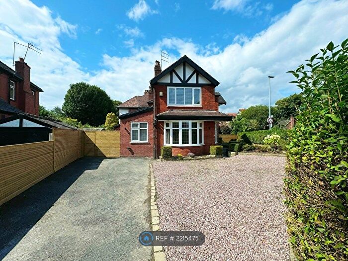 4 Bedroom Detached House To Rent In Lapwing Lane, Manchester, M20