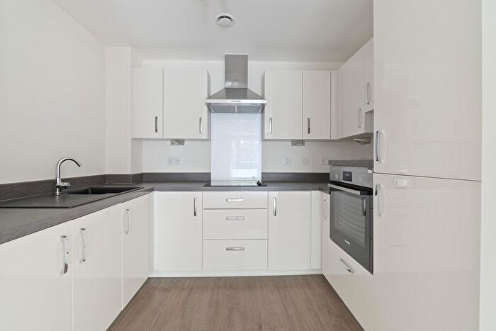 2 Bedroom Retirement Property To Rent In Warwick Trailers The Dean, New Alresford, Hampshire, SO24