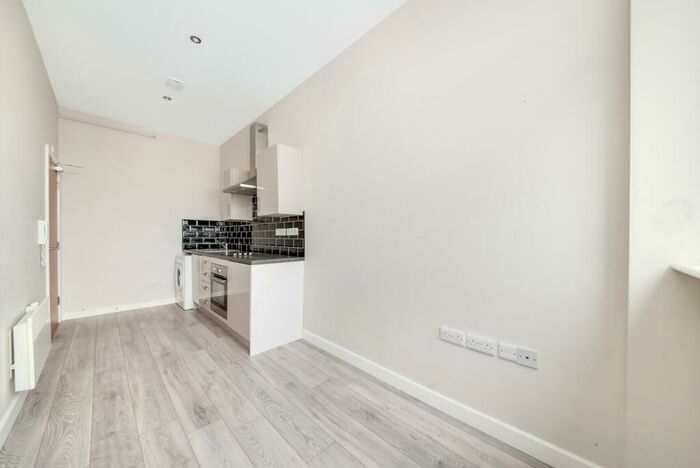 1 Bedroom Flat To Rent In The City Exchange, Hall Ings, Bradford, BD1