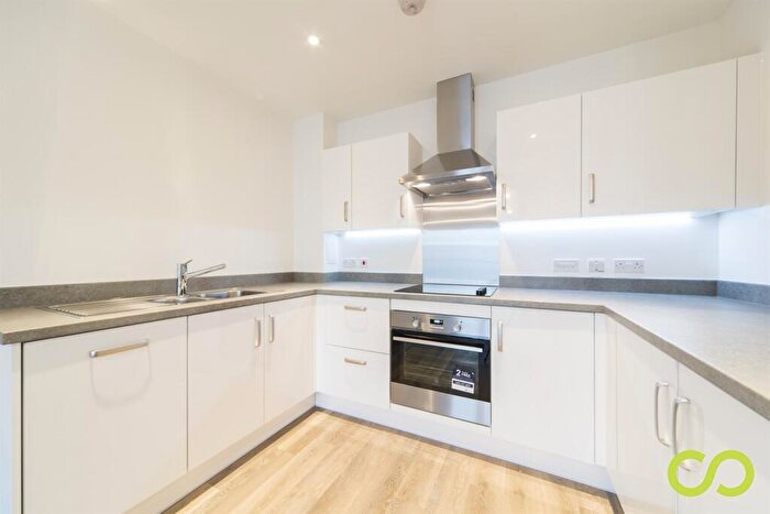 1 Bedroom Flat To Rent In Tavernelle House, High Street, Sutton, SM1