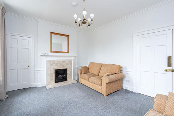 1 Bedroom Flat To Rent In / Glanville Place, Edinburgh, EH3