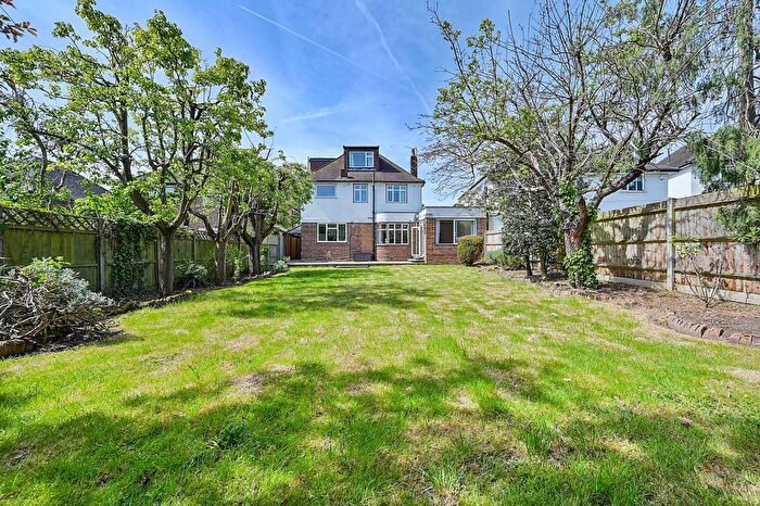 4 Bedroom Terraced House To Rent In Ashbourne Road, Ealing, London, W5