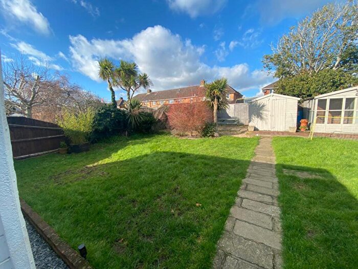 3 Bedroom House To Rent In Cavan Crescent, Waterloo, BH17