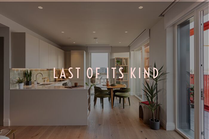 2 Bedroom Flat For Sale In London, W6