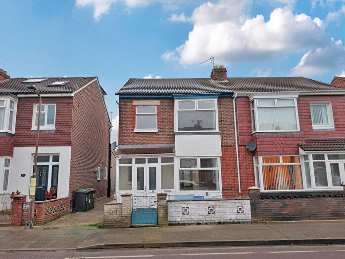 3 Bedroom Semi Detached House For Sale In Chelmsford Road, Portsmouth, PO2