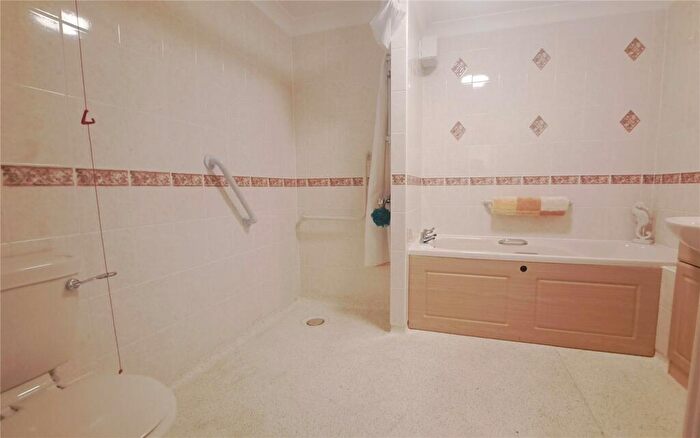 1 Bedroom Apartment For Sale In Wortley Road, Highcliffe, Christchurch, Dorset, BH23