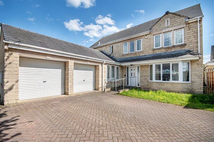 4 Bedroom Detached House For Sale In Gillott Lane, Wickersley, Rotherham, S66