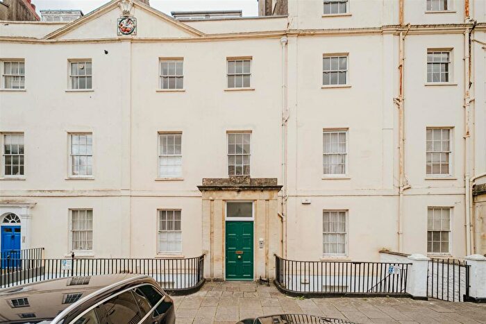 2 Bedroom Flat For Sale In Princes Buildings, Clifton, Bristol, BS8