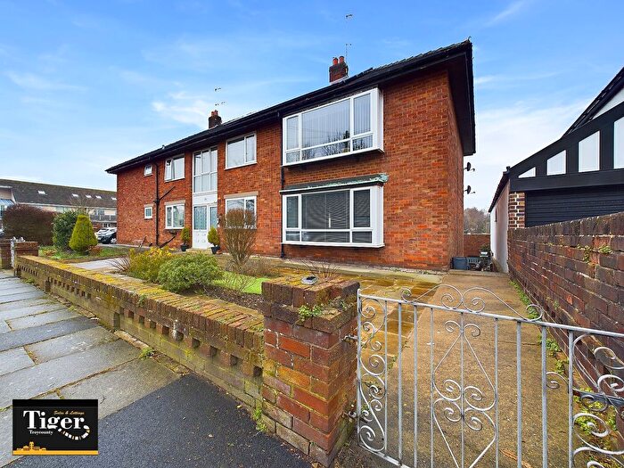 2 Bedroom Flat To Rent In Albion Avenue, Blackpool, FY3