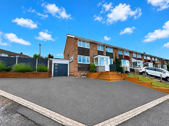 3 Bedroom Semi Detached House To Rent In Ascot Gardens, Stourbridge, DY8