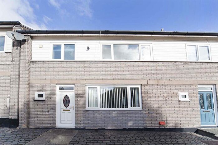 3 Bedroom Terraced House For Sale In Westway, Peterlee, SR8