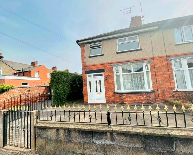 3 Bedroom Property To Rent In Ernest Street, Crewe, CW2