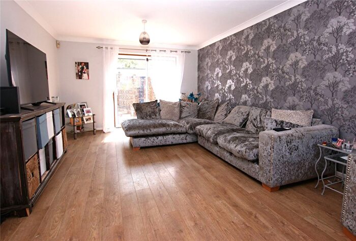 4 Bedroom Detached House For Sale In West Way, Broadstone, Dorset, BH18