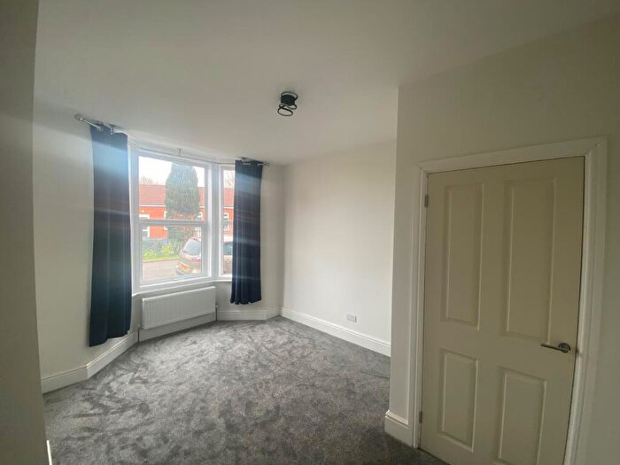 1 Bedroom Flat To Rent In Ground Floor Flat, Austerfield Avenue, Doncaster, DN5