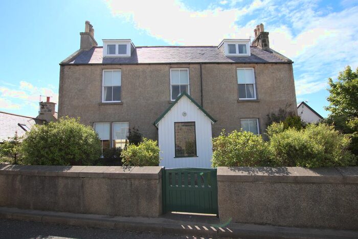 4 Bedroom Town House For Sale In Schoolhendry Street, Portsoy, AB45