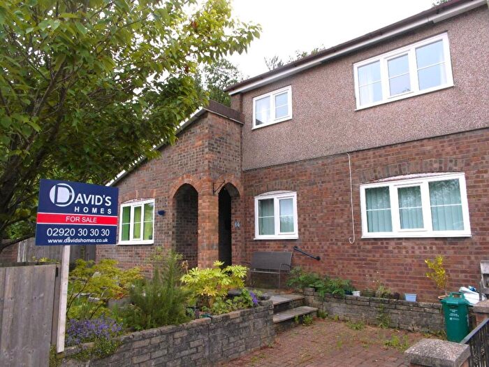 4 Bedroom Semi-Detached House For Sale In Yr Hendre, Nantgarw, Cardiff, CF15