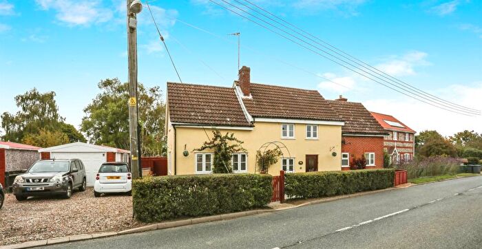3 Bedroom Detached House For Sale In The Street, Dennington, Woodbridge, IP13