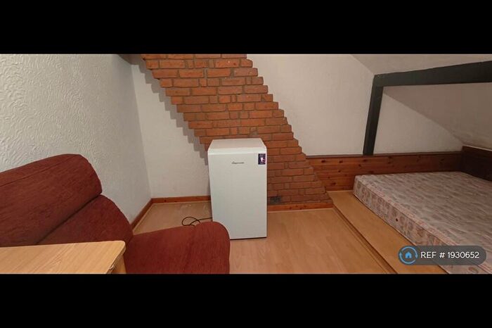 2 Bedroom Flat To Rent In Burrell Road, Ipswich, IP2