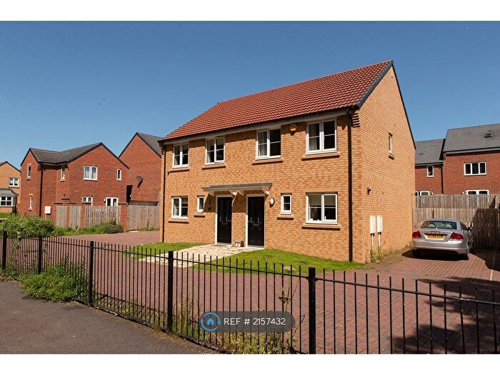 3 Bedroom Semi-Detached House To Rent In Lustrum View, Stockton-On-Tees, TS20