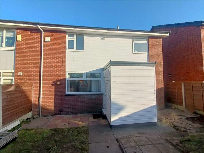 3 Bedroom Semi-Detached House To Rent In Chepstow Avenue, Sale, Greater Manchester, M33