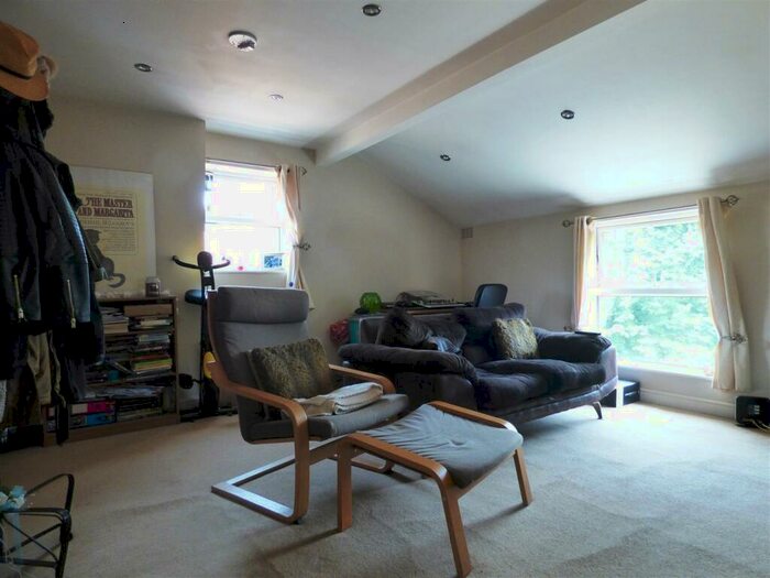 1 Bedroom Flat To Rent In Whitelow Road, , Chorlton, Manchester, M21