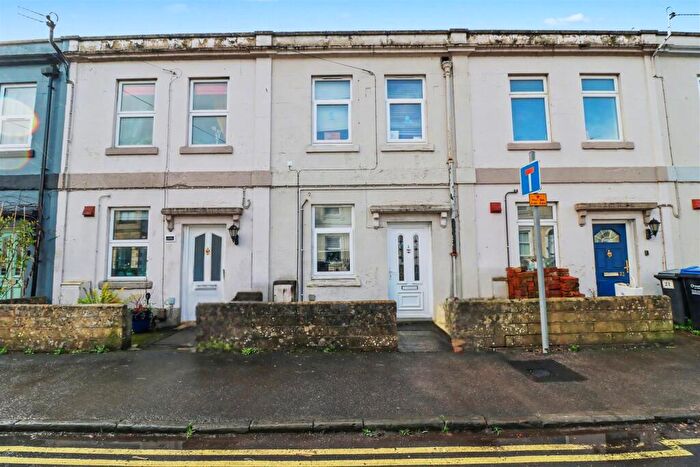 2 Bedroom Terraced House For Sale In Harford Street, Trowbridge, BA14