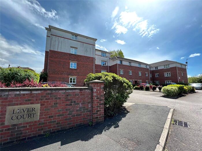 2 Bedroom Flat To Rent In Lever Court, Moor Lane, Salford, M7
