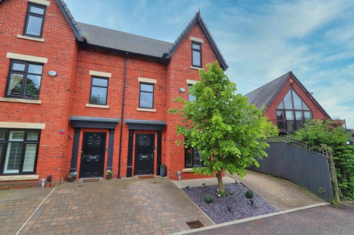 3 Bedroom Semi-Detached House To Rent In Old Boatyard Lane, Worsley, Manchester, M28