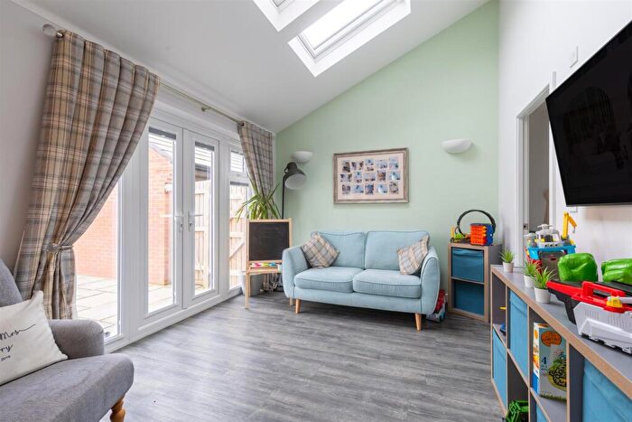 4 Bedroom Detached House For Sale In Teal Way, Wistaston, Crewe, CW2