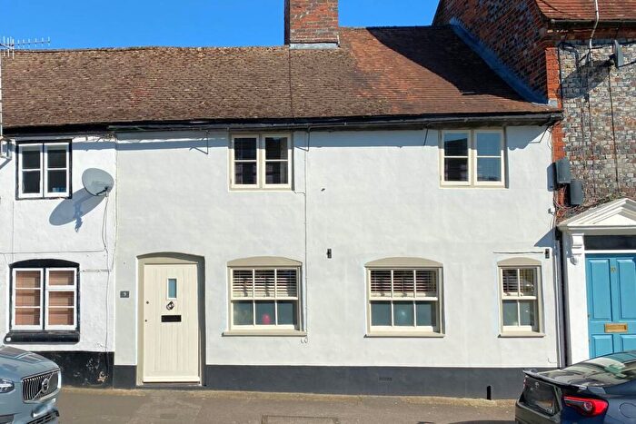 3 Bedroom Terraced House For Sale In The Parade, Marlborough, SN8